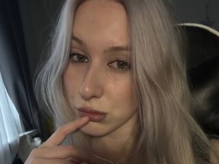 cam girl masturbating with dildo ElviStars