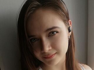 topless EmilieMollo