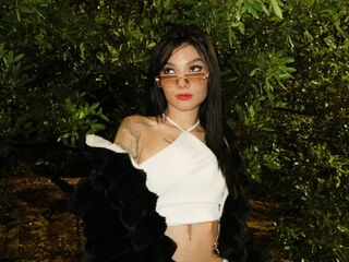 camslut showing pussy EmmaBridgerton