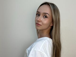 naughty webcamgirl ErlineClutter