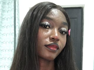 cam girl showing tits EveTasha