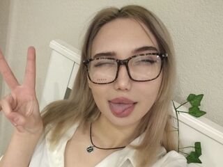 nude cam picture FloraSelt