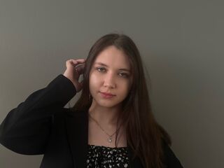 camgirl playing with vibrator FredBrandy