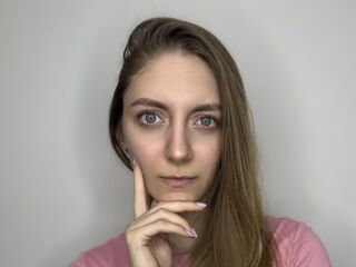 free nude webcam show GenevaAndrode