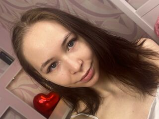 beautiful girl webcam GladysDryer