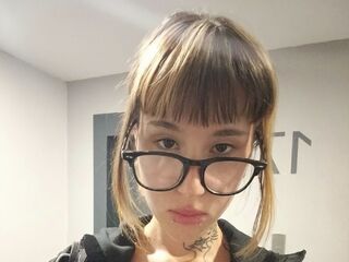 live chat room HallieAblin
