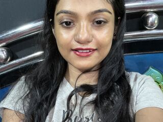 camwhore masturbating with vibrator HiyaBiswas