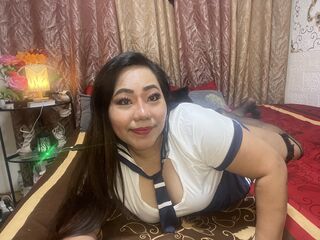 naked cam chat InaRaymondo