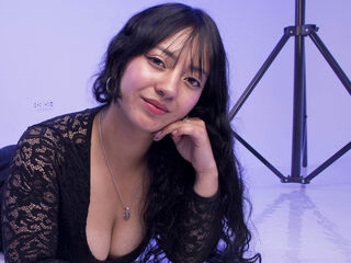naked camgirl picture IsabellaBot
