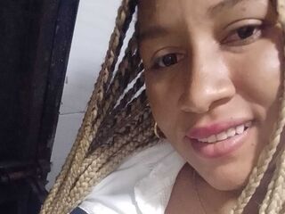 camgirl chatroom IsisRusso