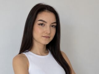naked girl with webcam masturbating JacquieShouse