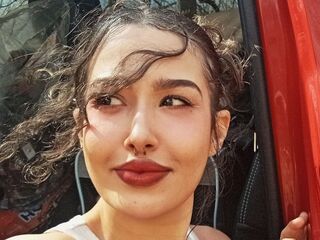 naked camgirl JadeeParker