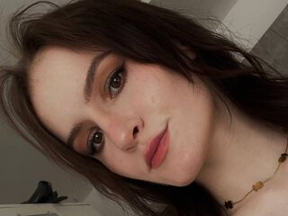 cam girl masturbating with dildo JeanineRafidi
