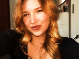 cybersex chat room JenetteFolson