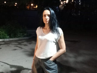 girl showing tits JennieRichards