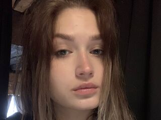 girl cam naked JulieannGomaz