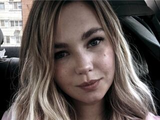 camgirl live porn webcam KandyWeiss