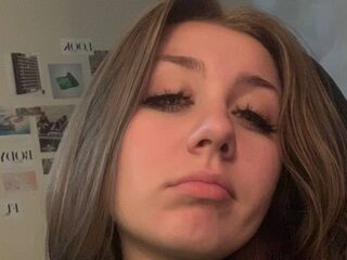 naked camgirl KatiesPiers