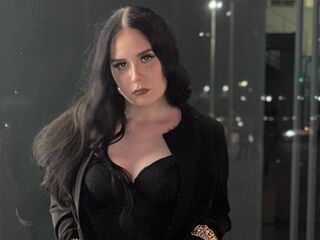 girl topless KelsiLowndes