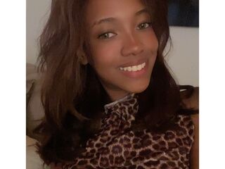 hot camhooker KiaraJhonsont
