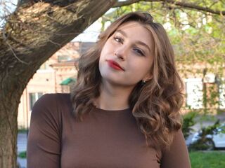 hot cam girl masturbating with vibrator KristenSchurman