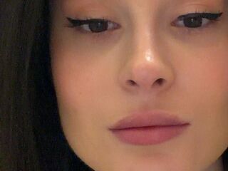 naked girl with webcam fingering pussy KrystinTuchman