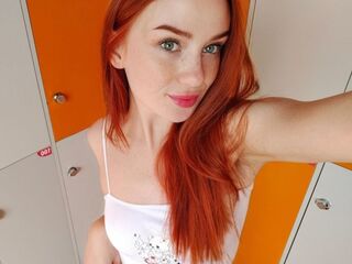 cam girl masturbating with sextoy LanaGriffin