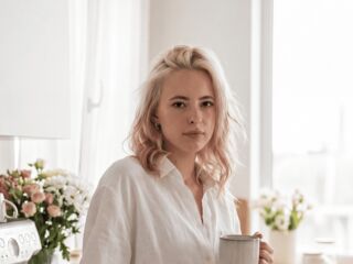 naughty cam girl masturbating LanoraZottola