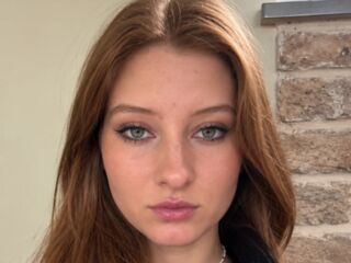 Kinky webcam LaraVey
