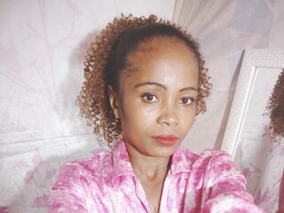 naughty chat room LayahMorgane
