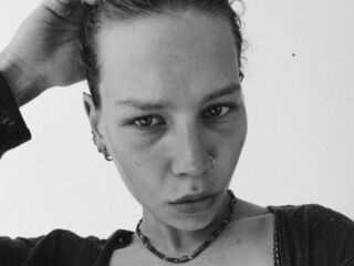 free live webcam video LeeanneYepes