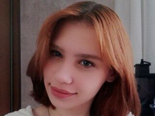 camgirl masturbating with vibrator LelaKravetsky