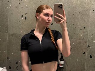 campic LessieNunz