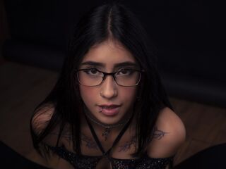 cam girl playing with sextoy LiliCollyns