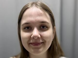 chat room cam LindaLeen