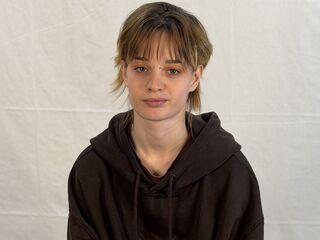 naked cam girl masturbating with vibrator LindyOestreicher