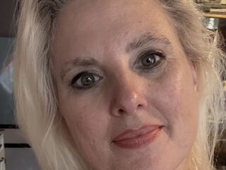 hot cam girl masturbating with sextoy Lisanix
