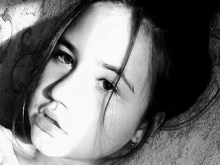 naked cam girl masturbating LoriFlox