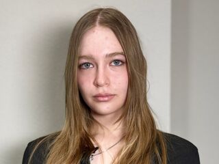 webcam strip tease show LoriaStepney