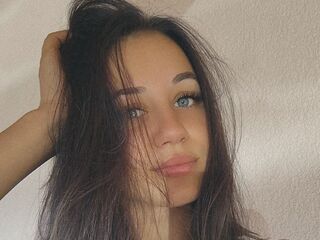 beautiful webcam girl LunaDelacroix