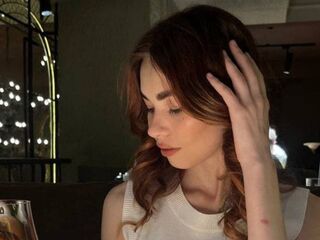 naked cam chat LuxeLina