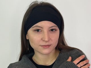 camgirl fingering pussy LuzJeantet