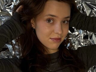 topless MabelleBoulter