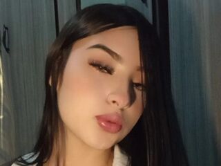 nude webcam girl picture MadelynFabbro