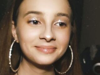 naughty camgirl ManieLaverne