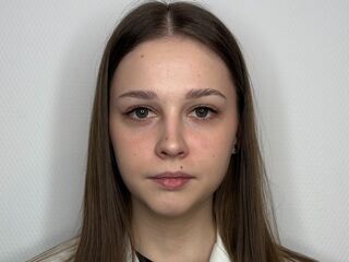 cam girl playing with sextoy MarandaHerzfeld