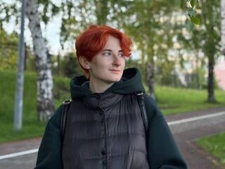 naked girl with webcam masturbating with vibrator MarcelineHawthor