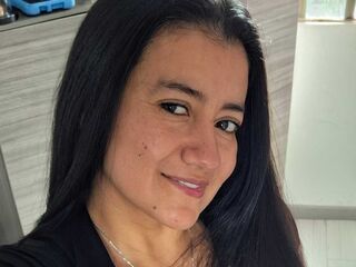 beautiful girl webcam MariaThomp