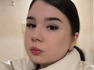 camslut spreading pussy MaryGreene