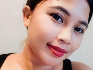 camwhore spreading pussy MeaBella